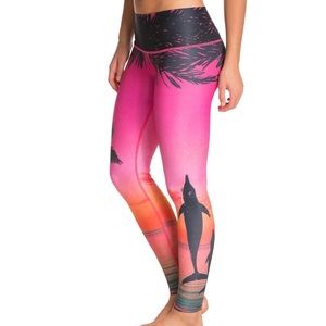 TEEKI Leggings - love the adventure